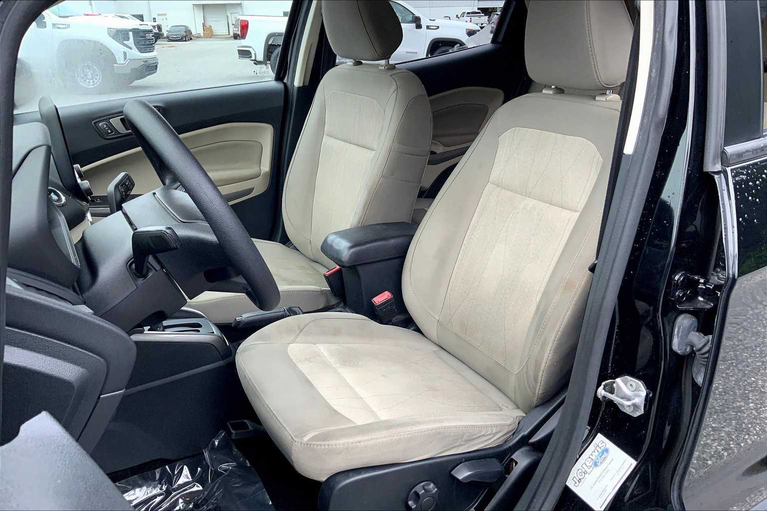 2021 Ford EcoSport SE photo 7