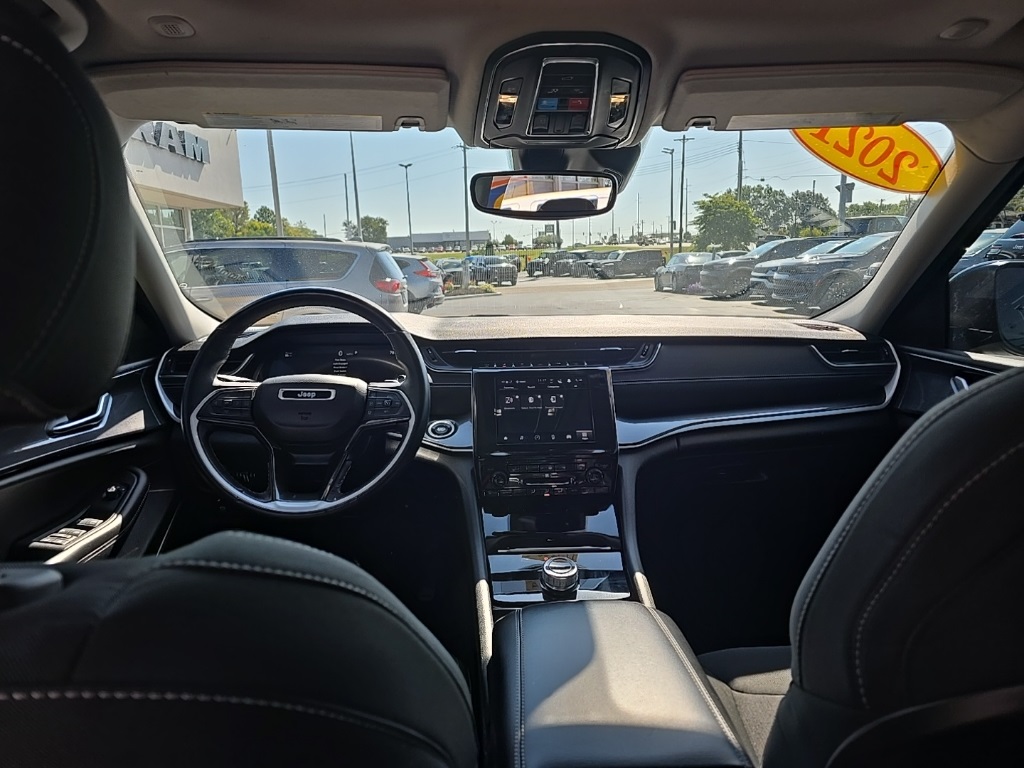 2021 Jeep Grand Cherokee Laredo photo 20