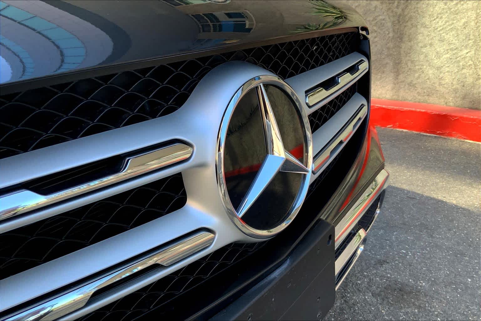 2022 Mercedes Benz GLC 300 photo 27