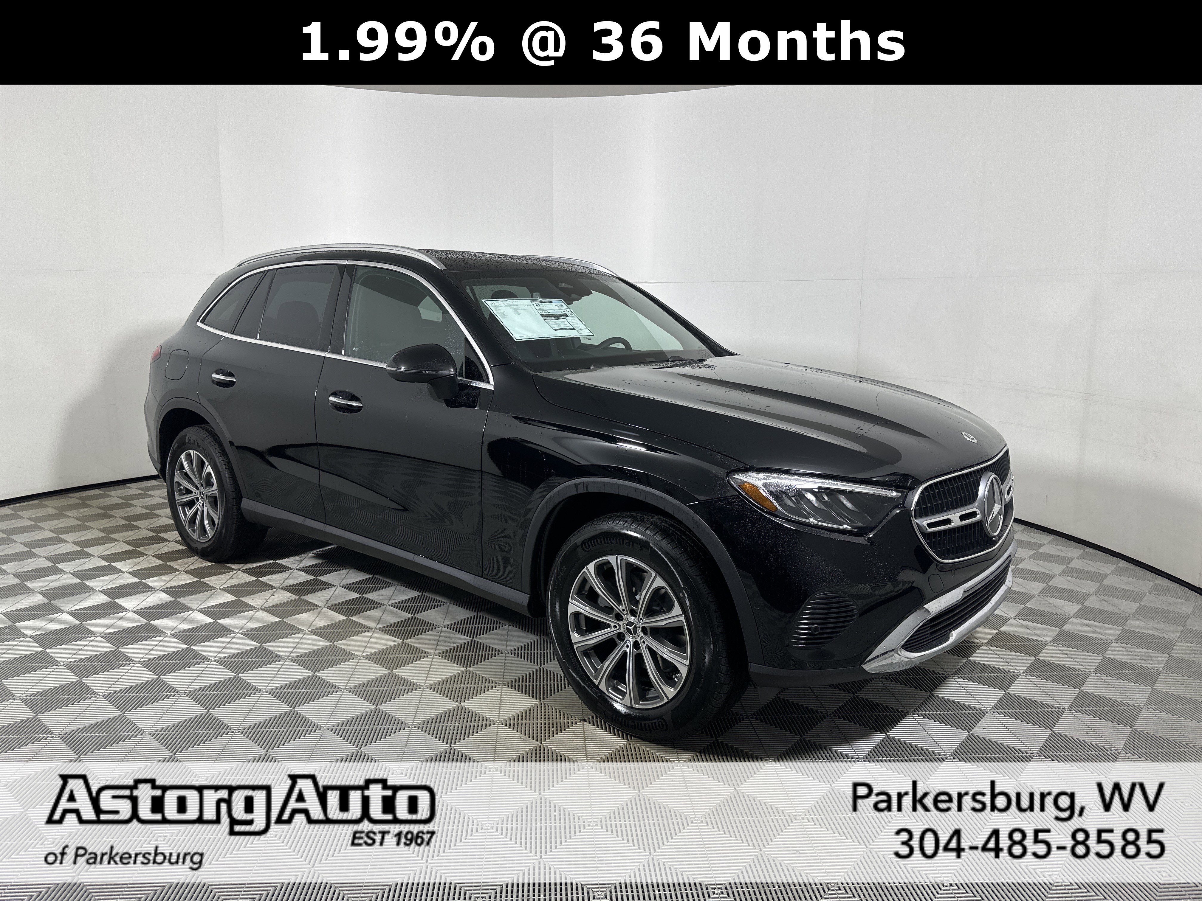 2026 Mercedes-Benz GLC Base's photo