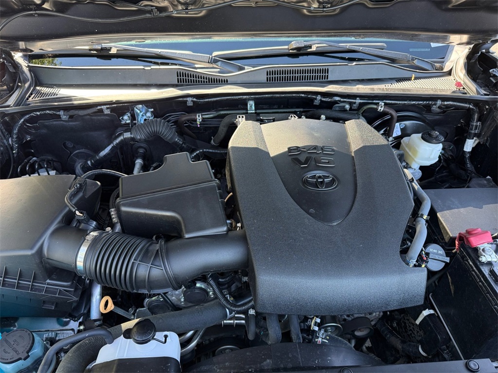 2023 Toyota Tacoma SR5 photo 10