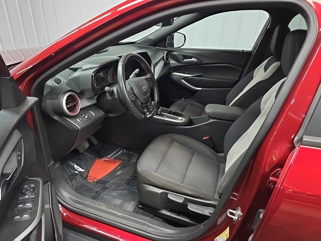 2024 Chevrolet Trax photo 28