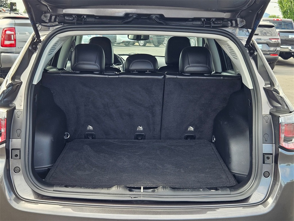 2021 Jeep Compass Altitude photo 25