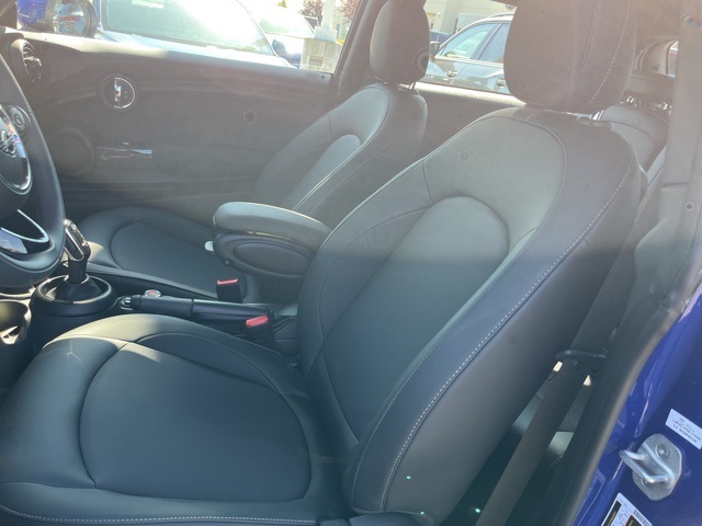 2021 Mini Cooper 2 Door Hardtop Oxford Edition photo 10