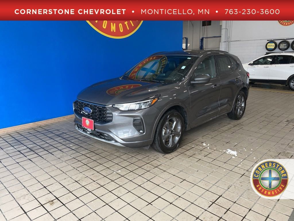 2023 Ford Escape ST-Line's photo
