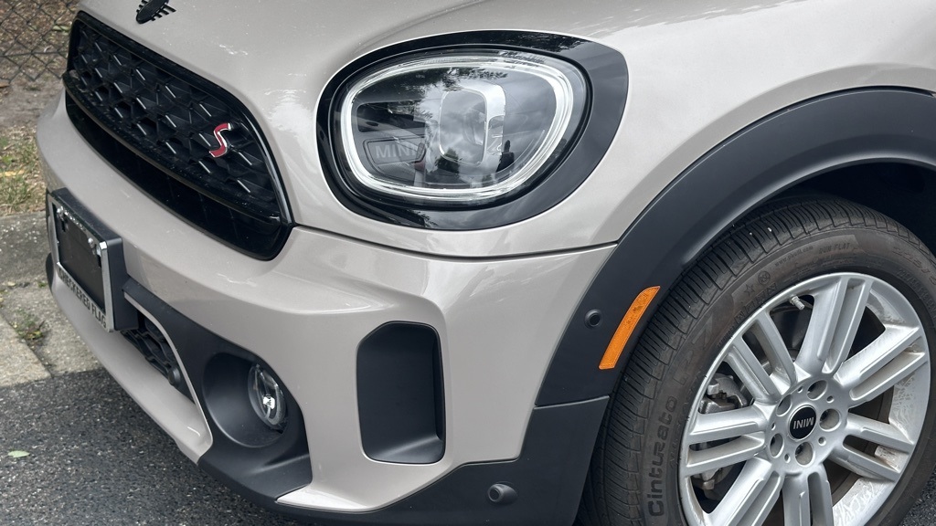 2024 Mini Cooper S Iconic photo 10