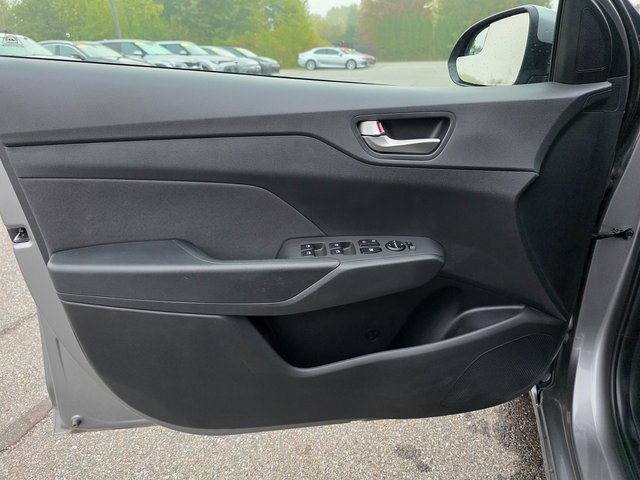 2021 Hyundai Accent SEL photo 22
