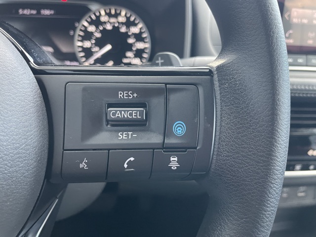 2021 Nissan Rogue SV photo 10