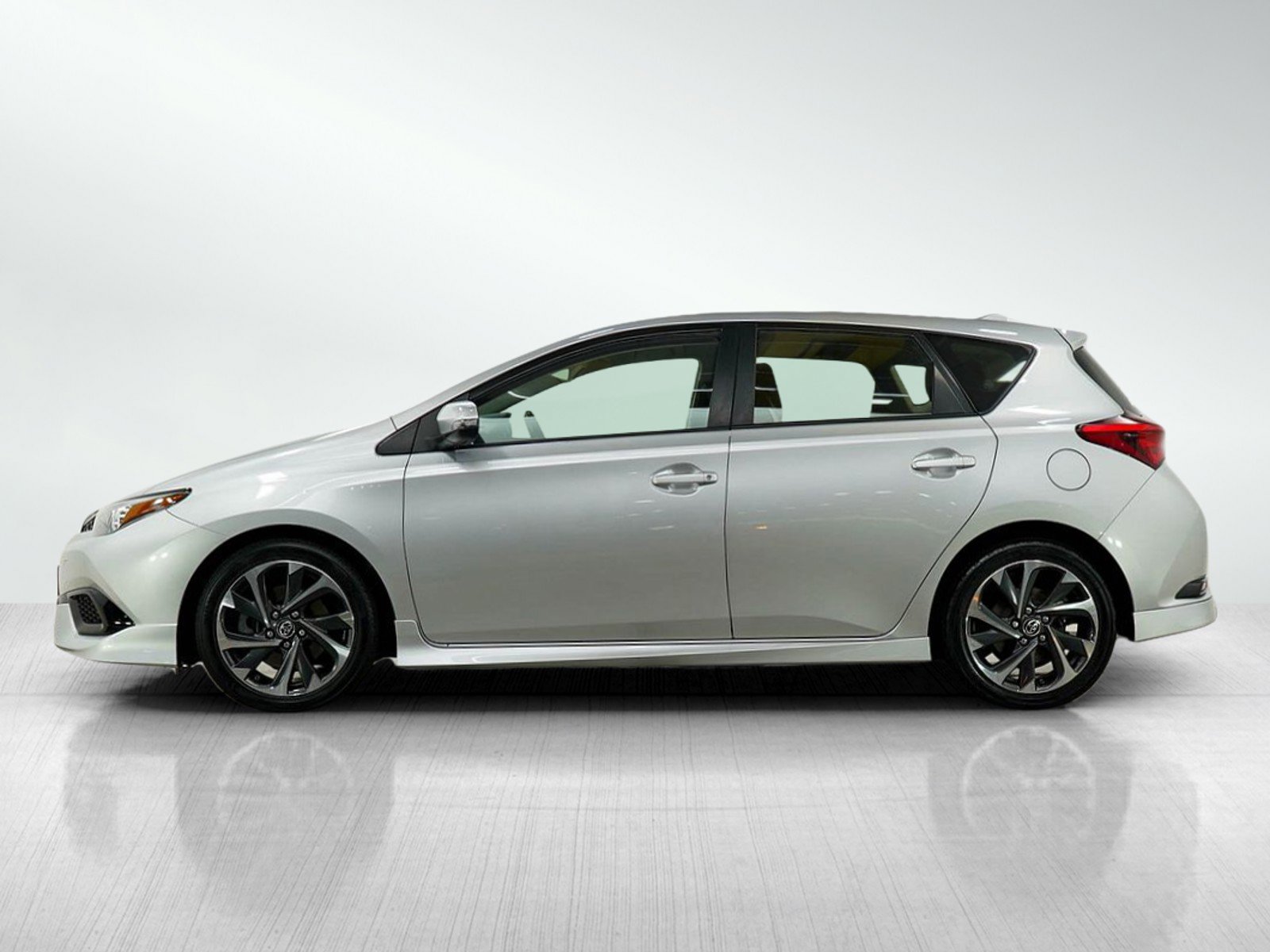 Used 2017 Toyota Corolla iM Base with VIN JTNKARJE9HJ531896 for sale in South Saint Paul, Minnesota