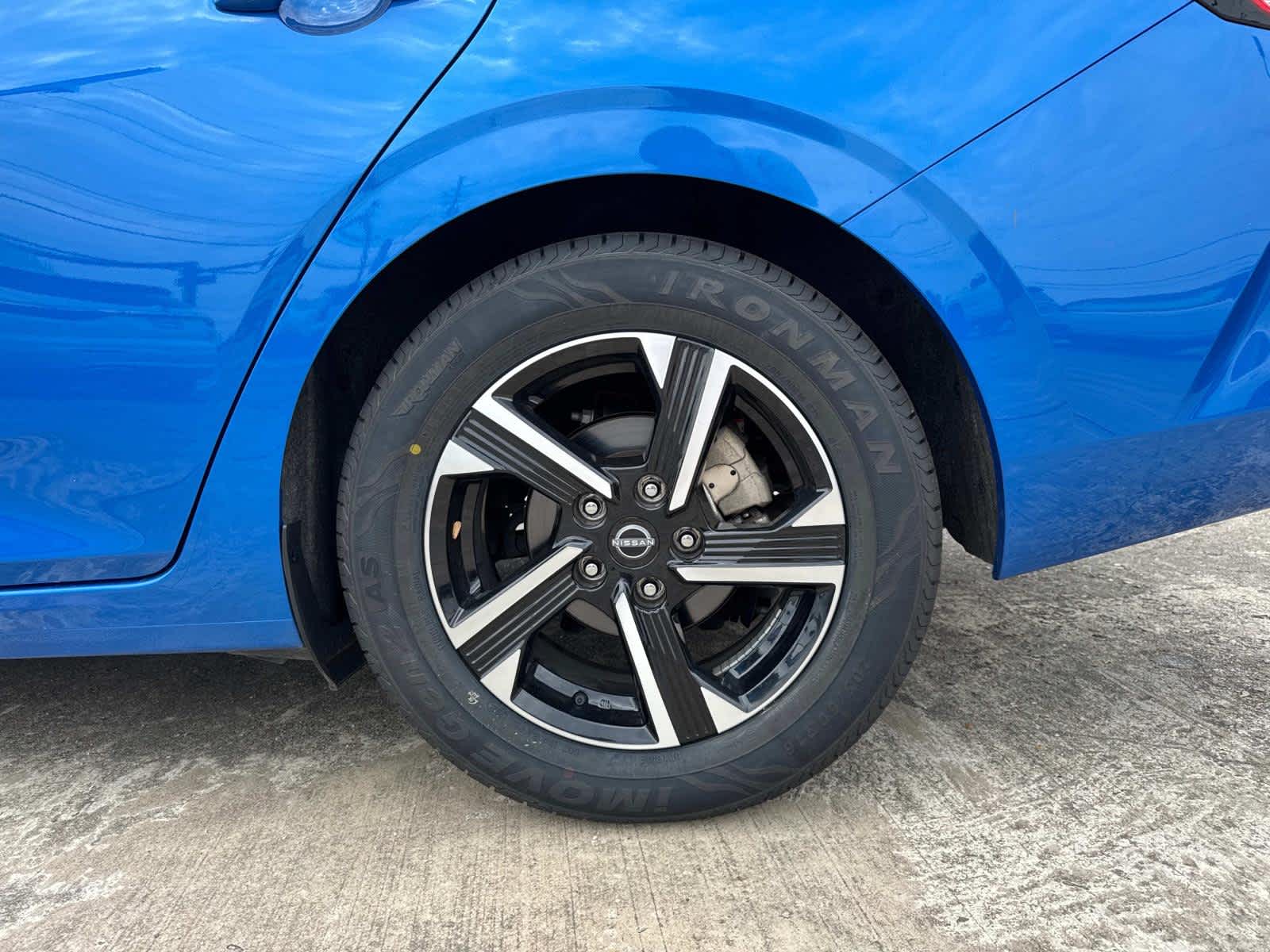 2024 Nissan Sentra SV photo 15