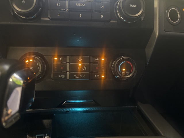 2020 Ford F-150 XLT photo 23