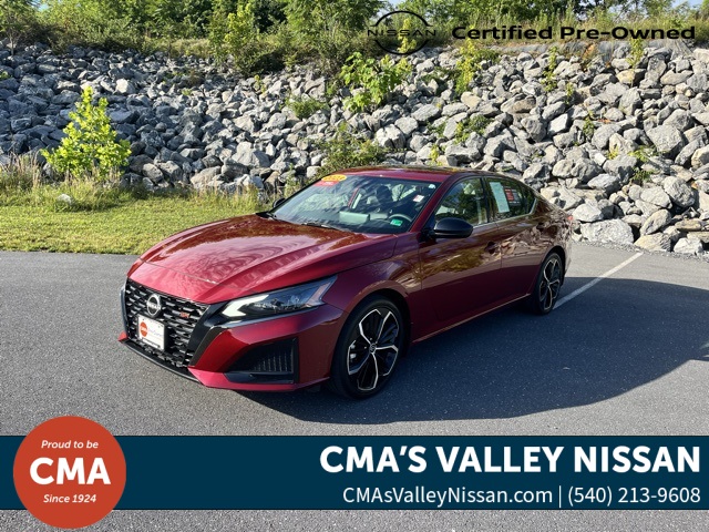 2023 Nissan Altima 2.5 SR photo 3