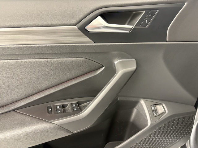 2021 Volkswagen Jetta SEL photo 10