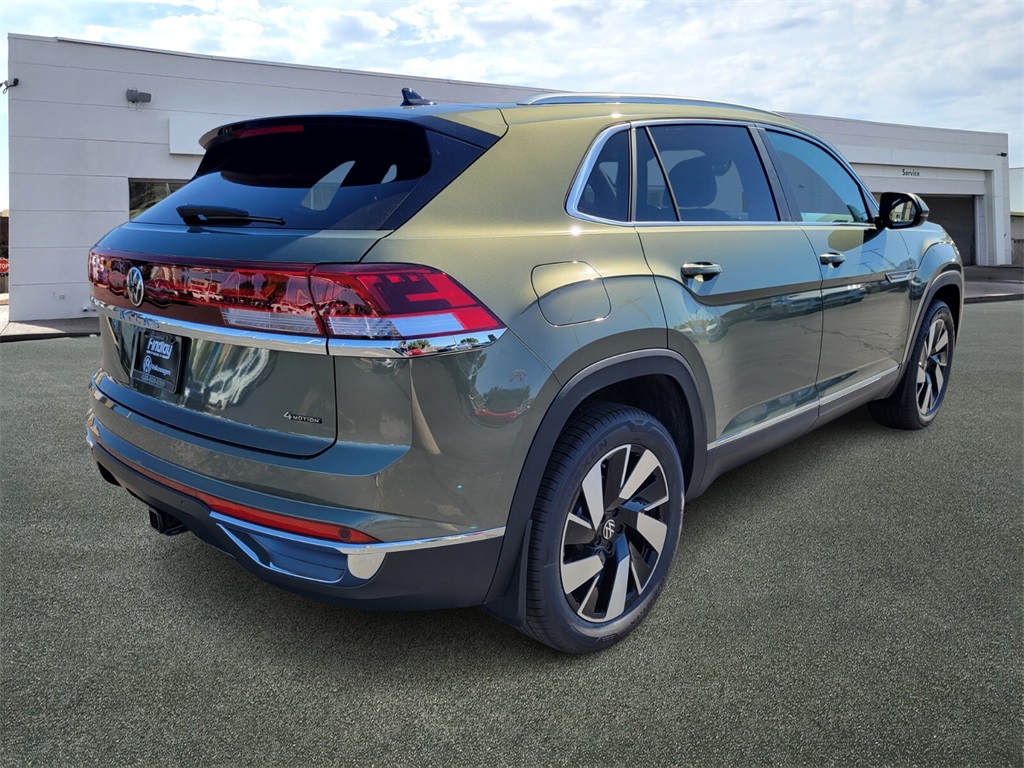 2026 Volkswagen Atlas Cross Sport SEL photo 2