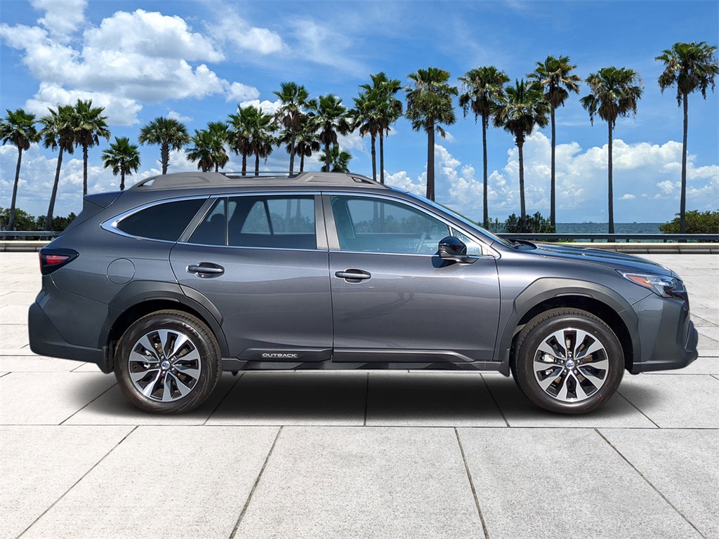 2025 Subaru Outback Limited photo 3