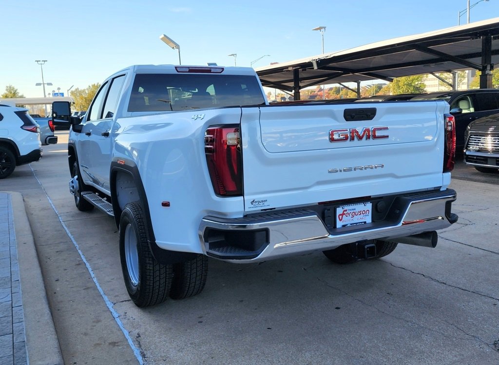 2026 Gmc Sierra 3500 HD Pro photo 4