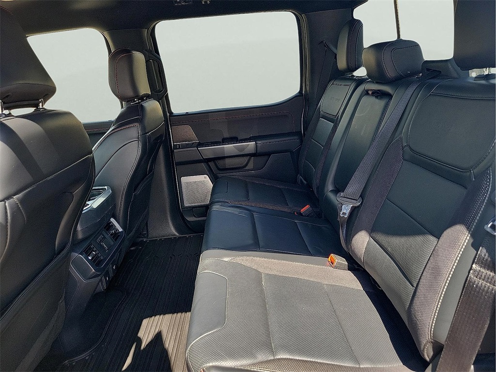 2024 Ford F-150 Raptor photo 13