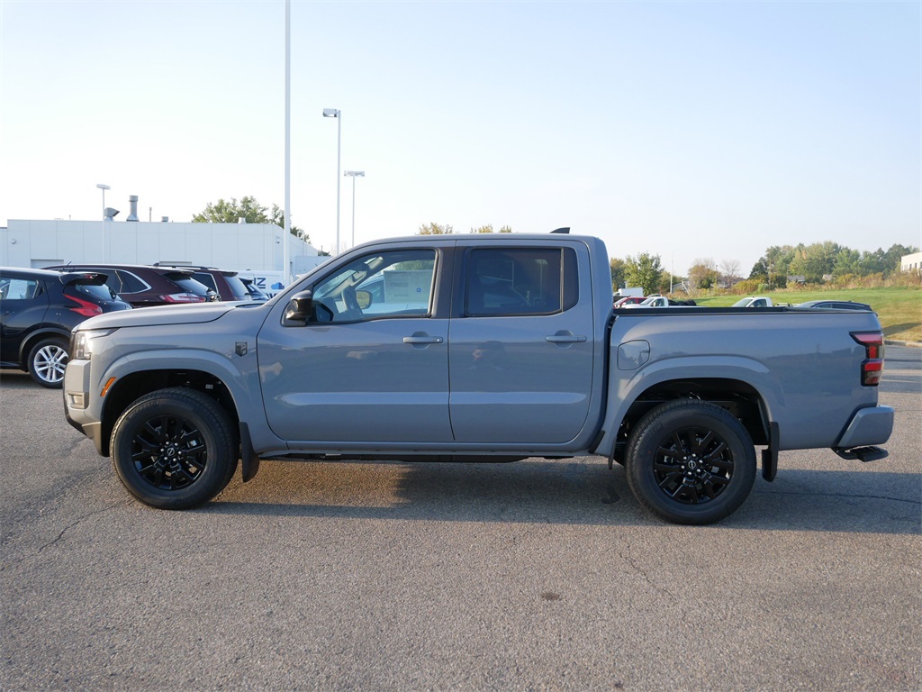 2026 Nissan Frontier SV photo 2