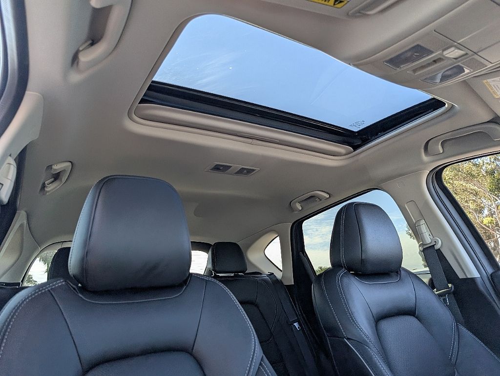 2025 Mazda CX-5 2.5 S Preferred photo 13