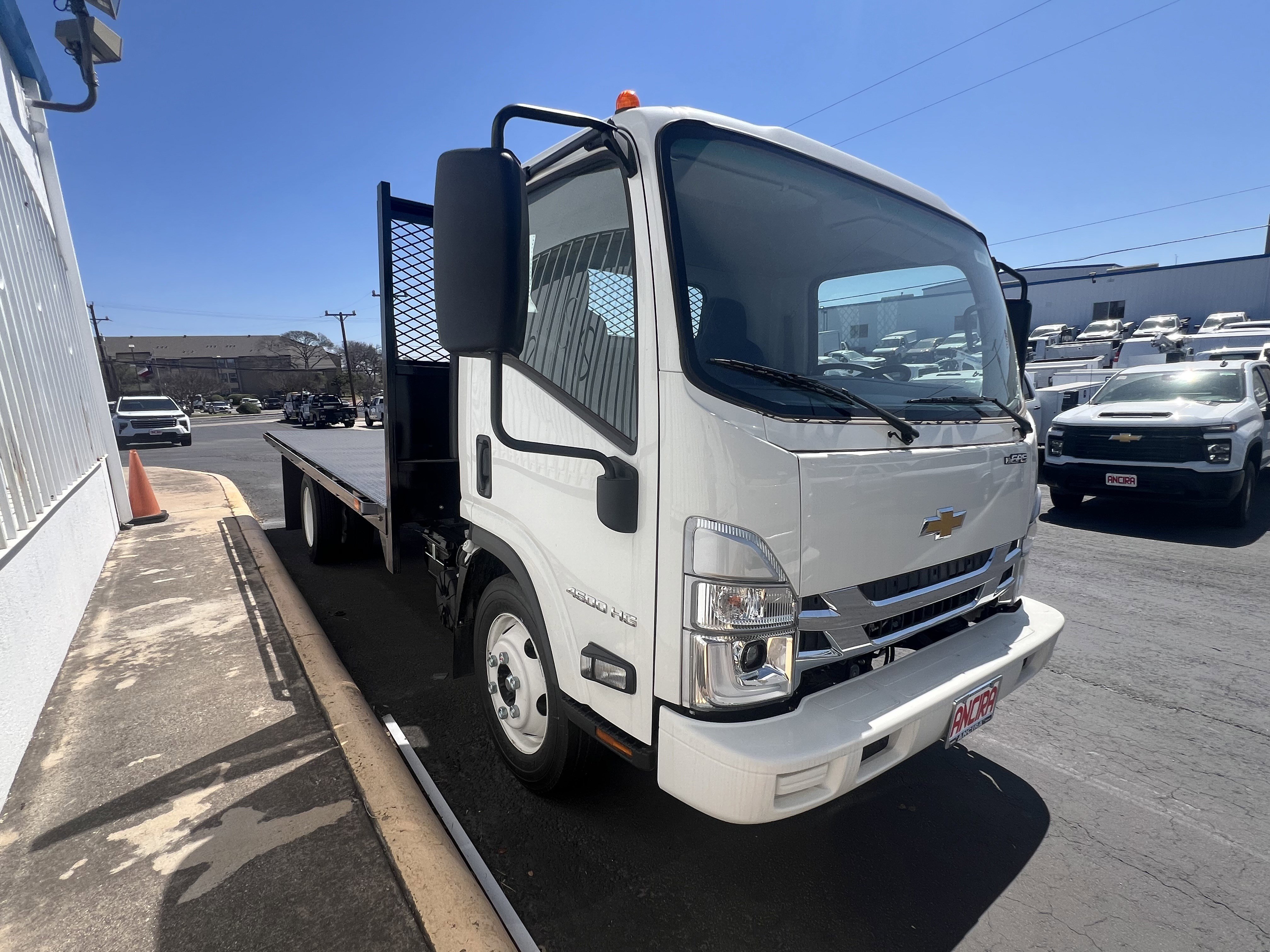 2025 Chevrolet Low Cab Forward Base's photo