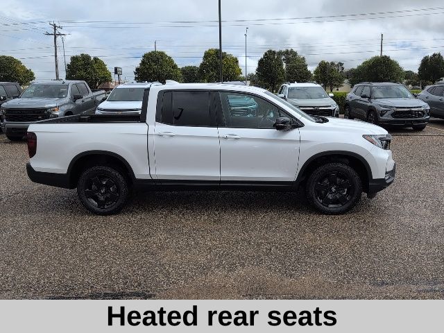 2025 Honda Ridgeline Black Edition photo 13
