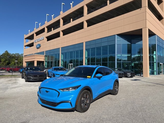 2022 Ford Mustang Mach-E Select RWD