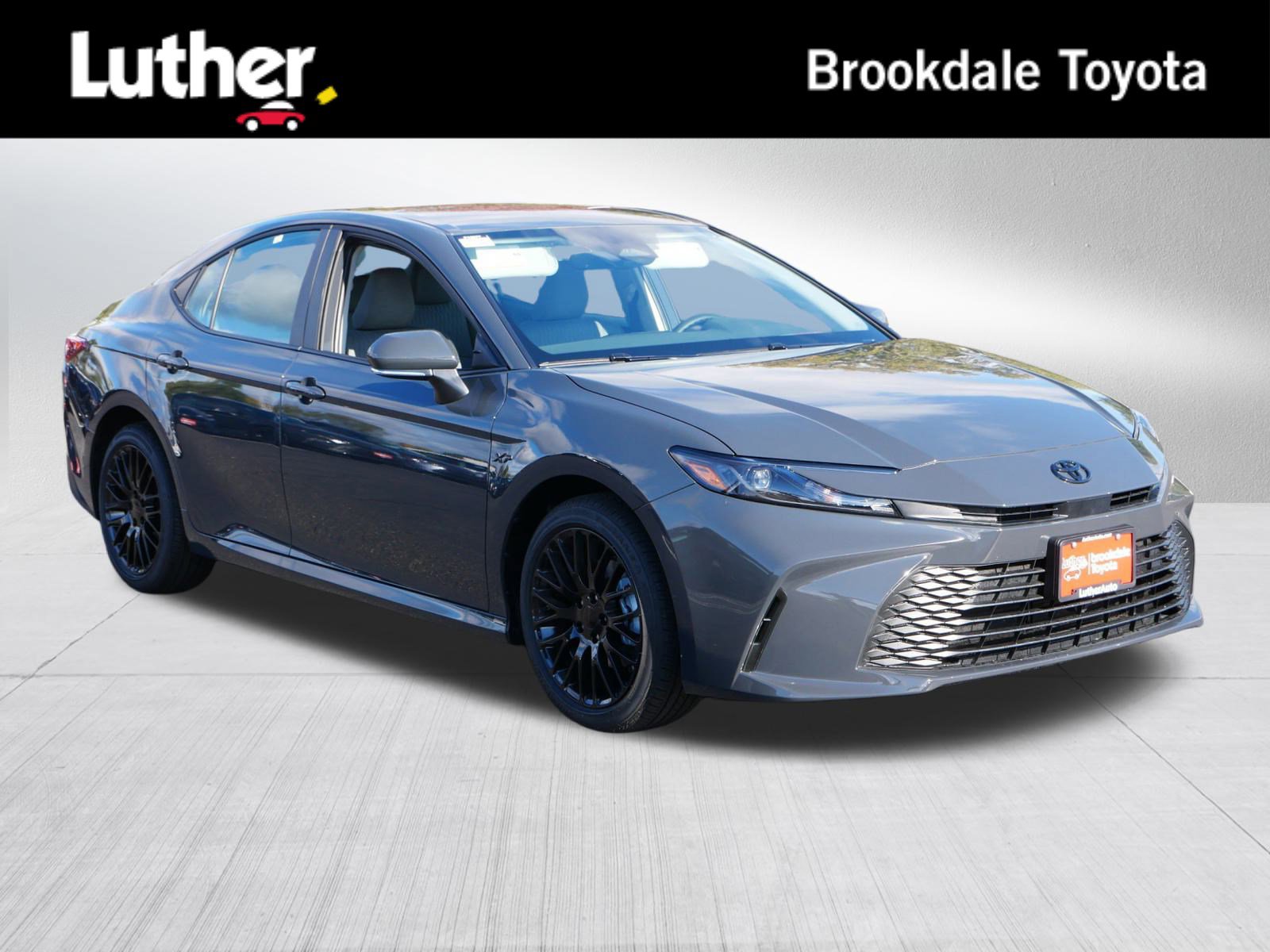 2026 Toyota Camry LE's photo