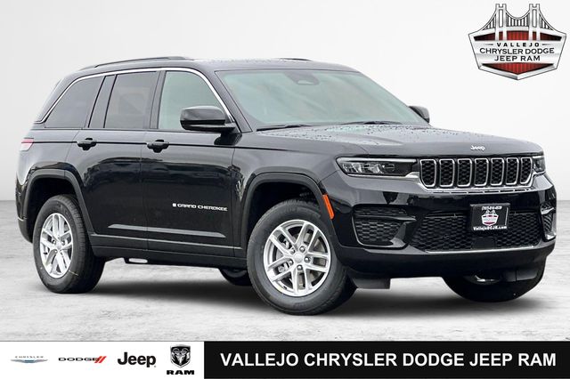 2025 Jeep Grand Cherokee Laredo's photo