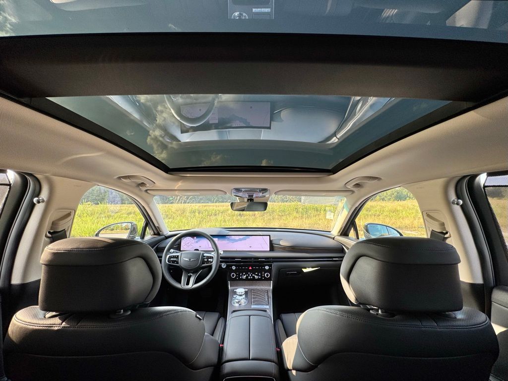 2026 Genesis G80 2.5T Advanced photo 2