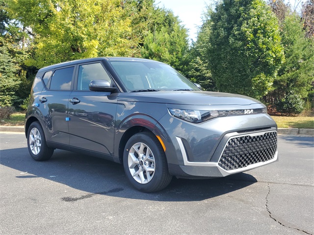 2025 Kia Soul S photo 3