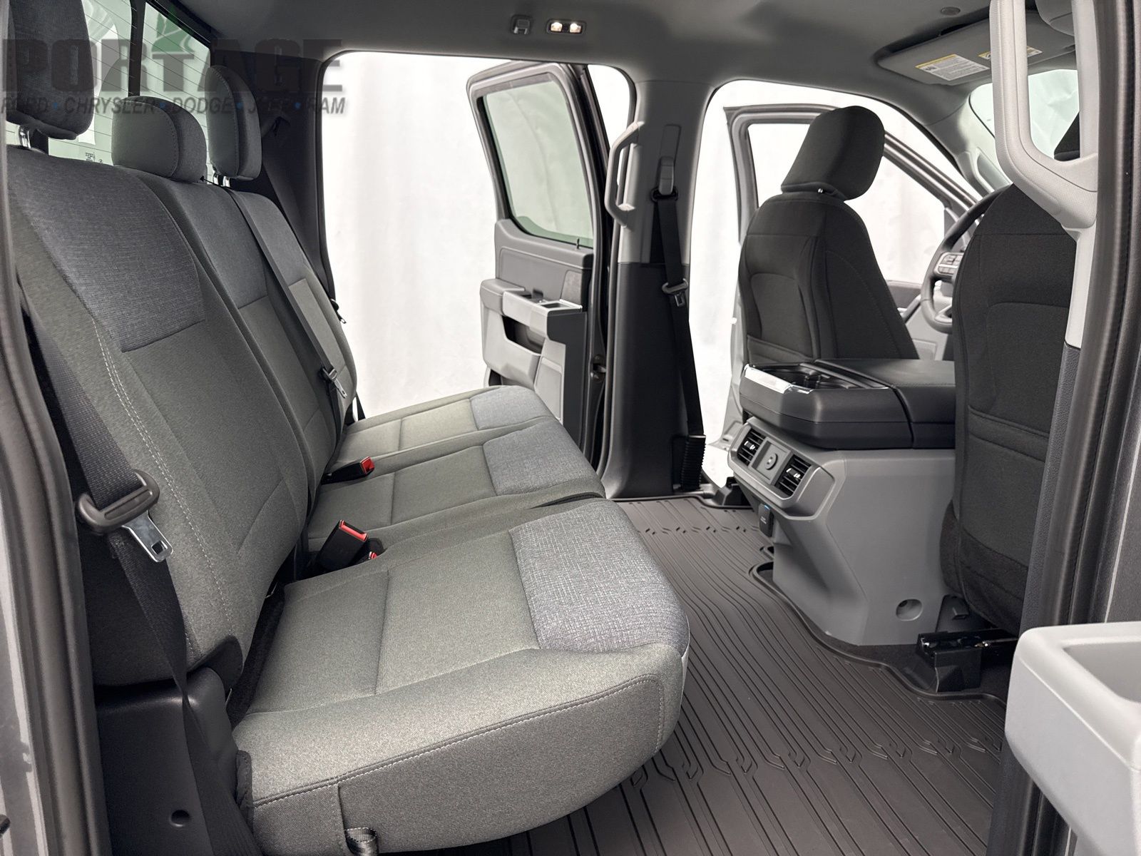 2025 Ford F-150 XLT photo 32