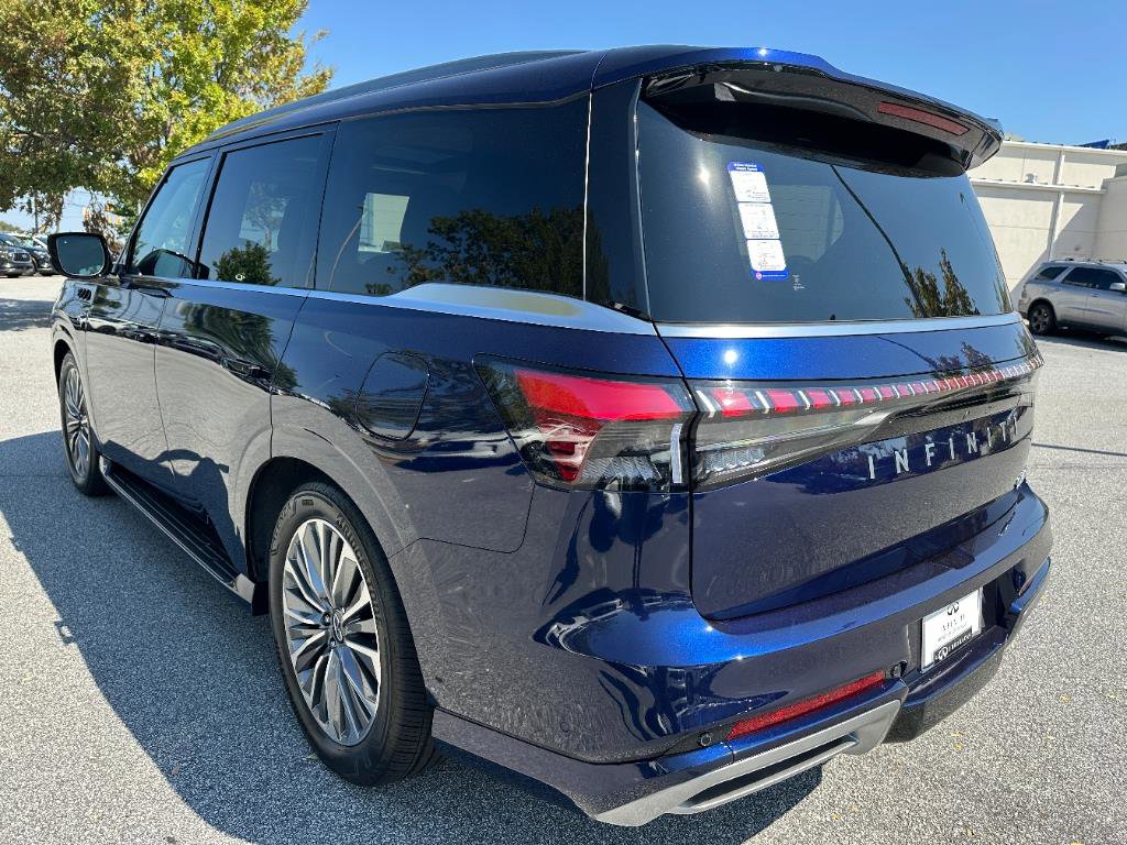 2025 Infiniti QX80 Luxe photo 6