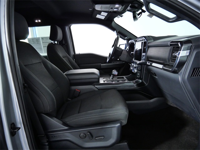 2023 Ford F-150 XLT photo 12