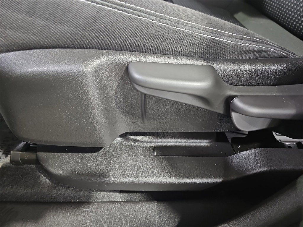 2024 Gmc Terrain SLE photo 25