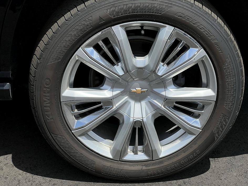 2021 Chevrolet Tahoe High Country photo 3