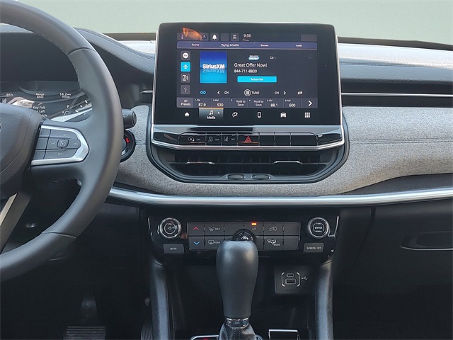 2024 Jeep Compass Latitude photo 13