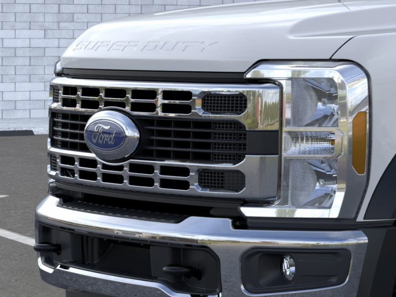 2026 Ford F-600 photo 15