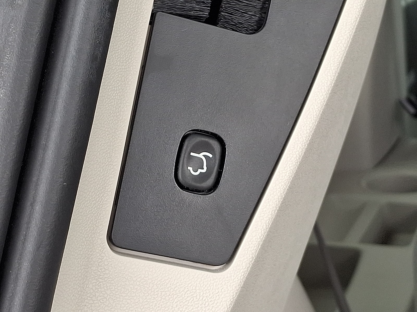 2010 Dodge Grand Caravan SXT Crew photo 27