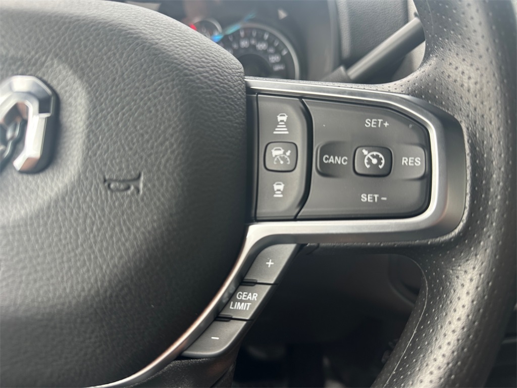 2025 Ram 4500 Tradesman photo 26