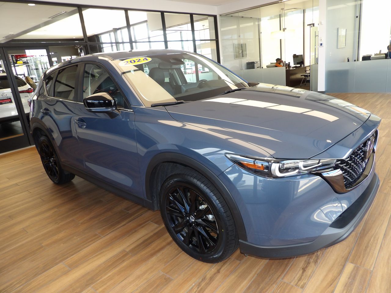 2024 Mazda CX-5 2.5 S Carbon photo 3