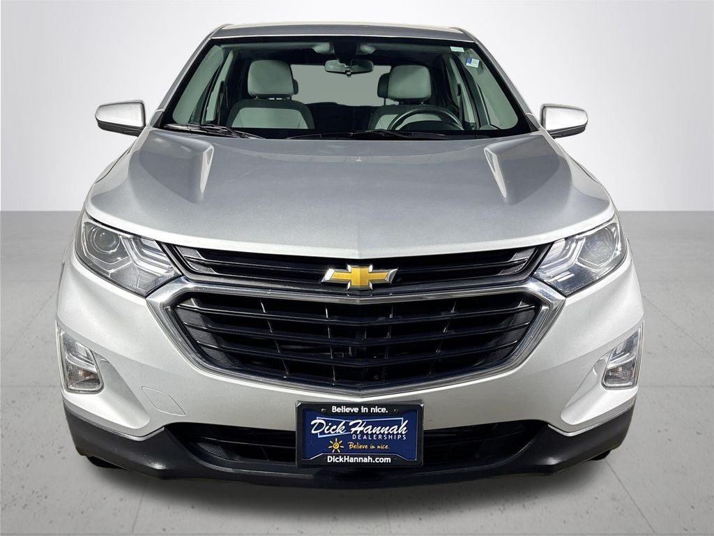 2018 Chevrolet Equinox LT photo 3