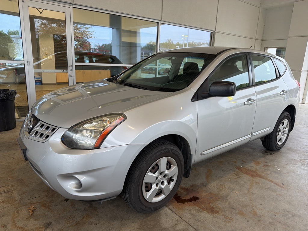 2014 Nissan Rogue Select S's photo