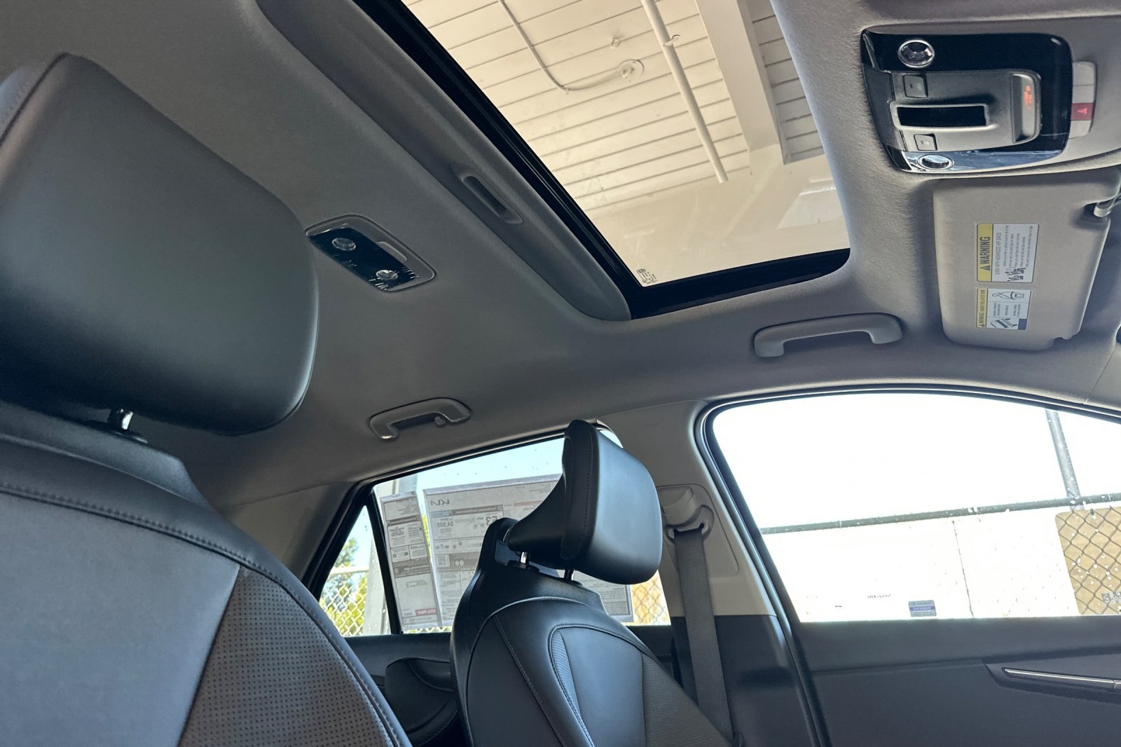 2025 Kia Niro SX Touring photo 11
