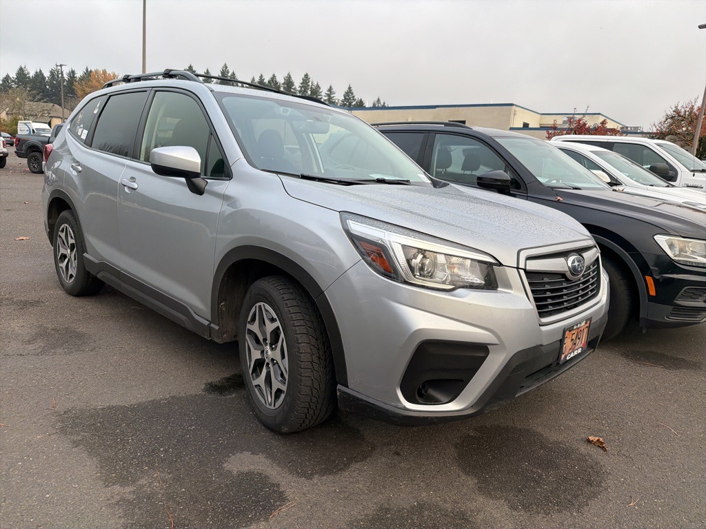 2019 Subaru Forester Premium photo 3