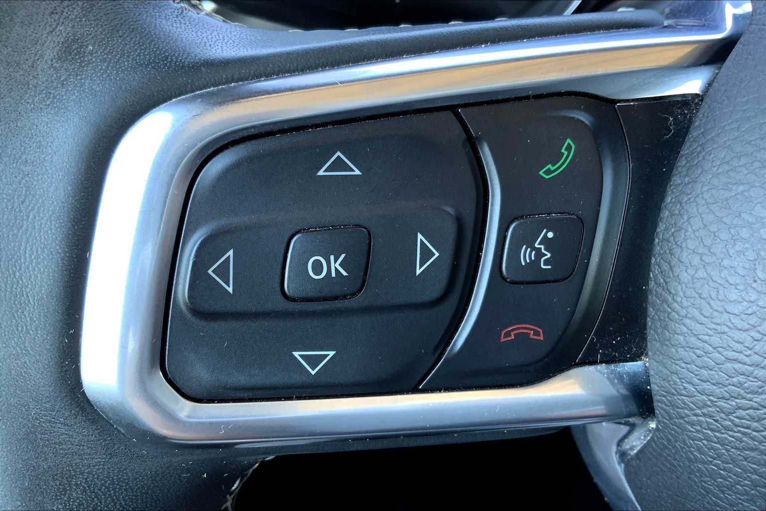 2020 Jeep Gladiator Sport S photo 19