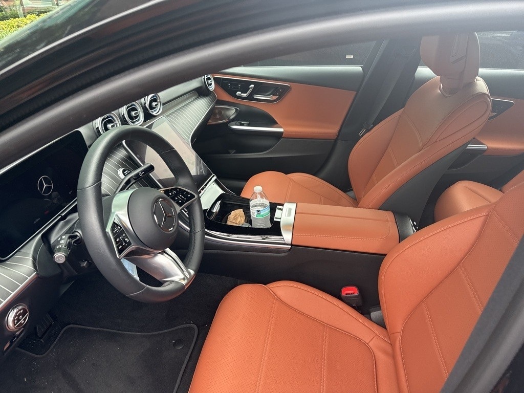 2023 Mercedes Benz C 300 photo 4