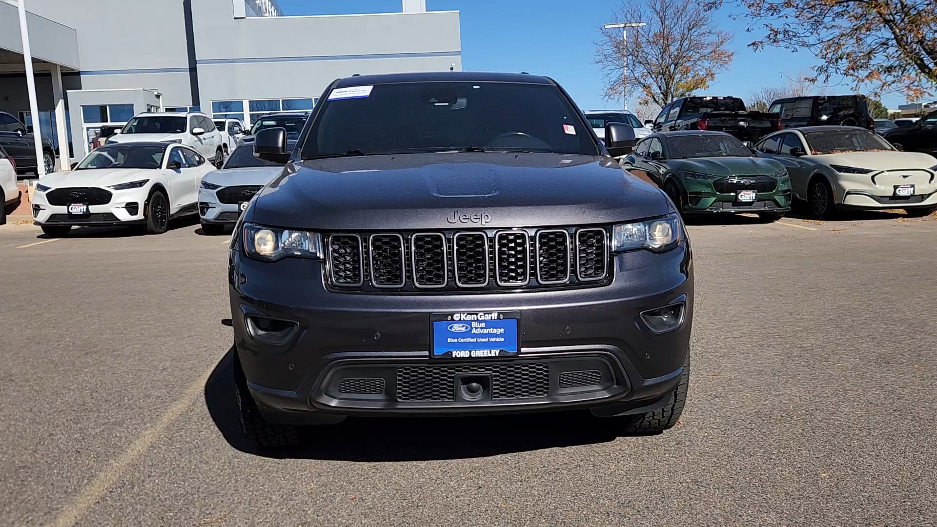 2021 Jeep Grand Cherokee Limited photo 2