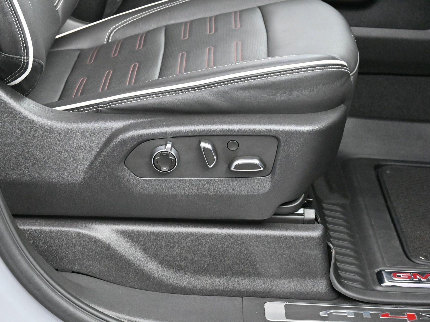 2024 Gmc Sierra 2500 HD AT4X photo 29