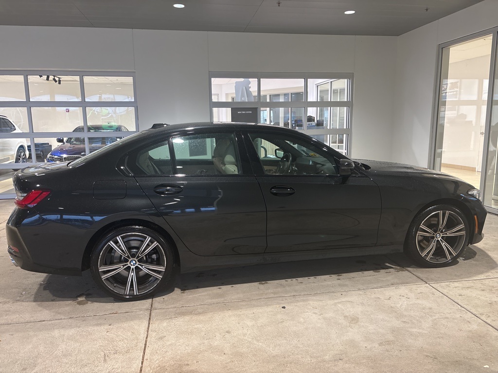 2023 Bmw 330i xDrive Sedan photo 3