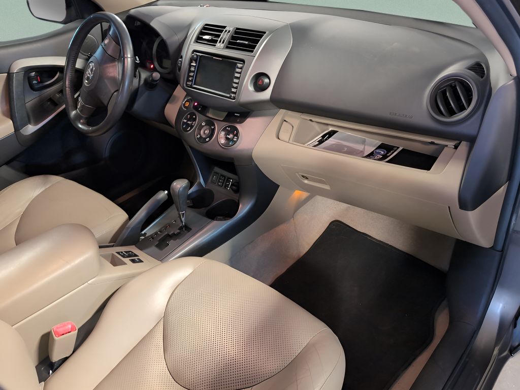 2010 Toyota RAV4 Limited photo 24
